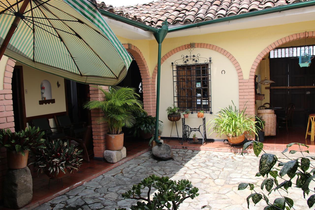 La Casa De Mima Bed & Breakfast Popayan Exterior photo